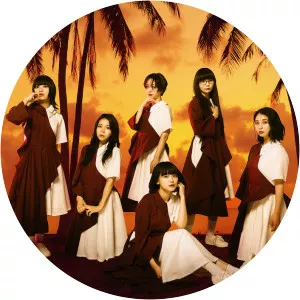 Paradises - Musical group