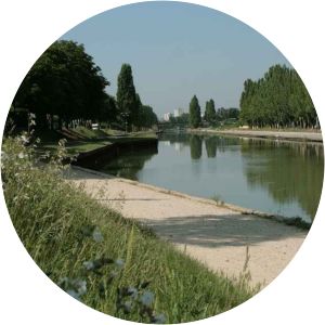 Parc départemental de la Bergère - Park in Bobigny, France