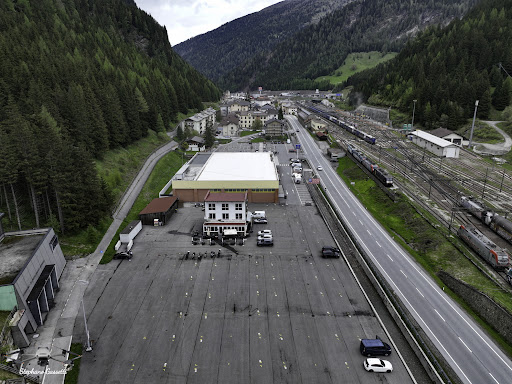 Parcheggio Autostrada del Brennero A22 - Toll road rest stop in Italy