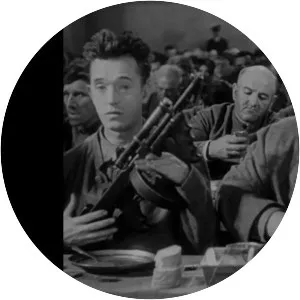 Pardon Us - 1931 ‧ Black and white/Comedy ‧ 56 mins