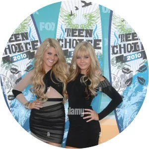 Paris Monroe - Singer