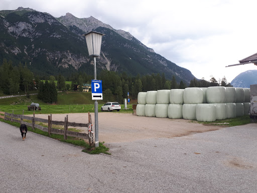 Parkplatz Oberleutasch Klamm/Muchhof - Parking lot in Leutasch, Austria