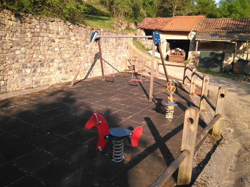 Parque de Trescares - Playground in Trescares, Spain
