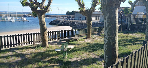 Parque infantil de Peralto