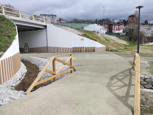 Paso inferior nacional VI - Hiking area in Spain