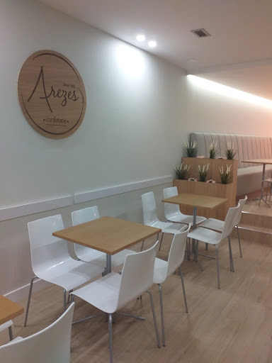 Pastelaria e confeitaria Arezes