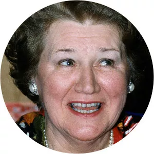 Patricia Routledge