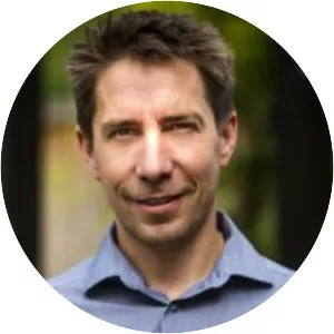 Patrick Hiller - Author