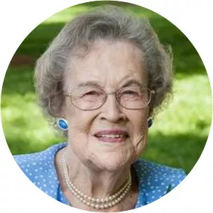 Patsy Magee - Kathleen Turner's mother