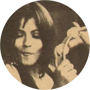 Pattie Santos - Singer