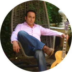 Paul Eerhart - Musical artist