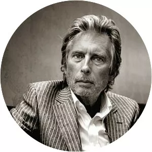 Paul Jambers - Journalist