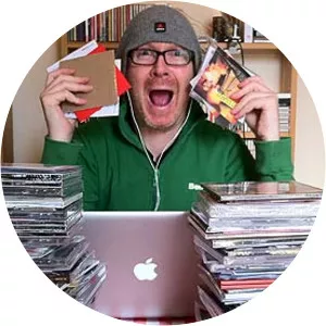 Paul Lester - Journalist