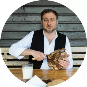 Paul Stevan - Journalist