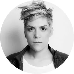 Paula Chalup - Musical artist