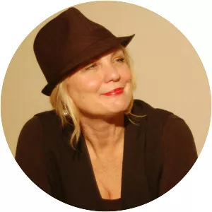 Paula Munier - Author