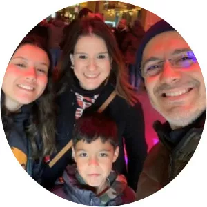 Paula Sardá Aguiar - Marcelo Aguiar's wife