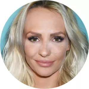 Paulina Paow Danielsson - TV personality