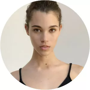 Pauline Hoarau - French model