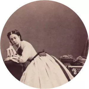 Pauline von Metternich photograph