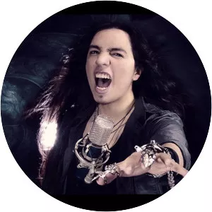 Paulo Cuevas - YouTuber