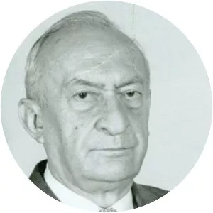 Pavle Savić - Serbian physicist