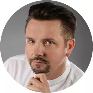 Paweł Skałuba - Opera singer