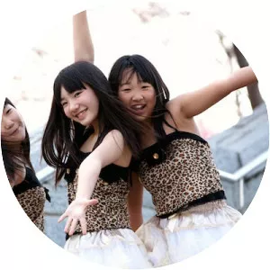 Peach sugar snow - Musical group