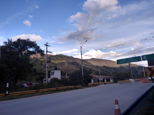 Peaje De Ambo - Toll booth in Peru