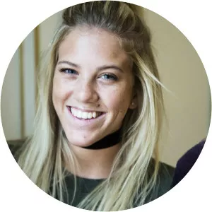 Pebble Peach Philippa Parnevik photograph