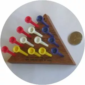 Peg solitaire - Game