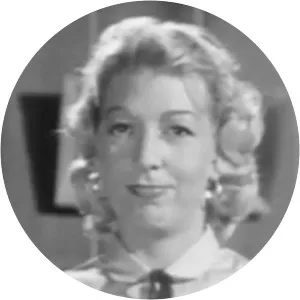 Peggy Sell - Voice actress ‧ Bryan Cranston's mother