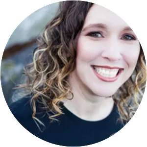 Penny Reid photograph