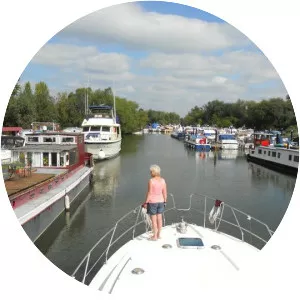 Penton Hook Marina - 