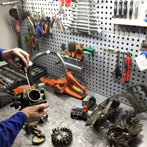 People's Computer Company, Service Center - Lawn mower repair service in Moscow, Russia