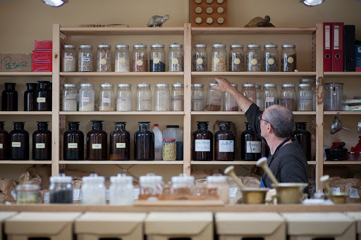 PERFUMUM - die Tiroler Harzmanufaktur - Herb shop in Innsbruck, Austria