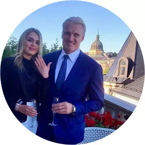 Peri Momm - Dolph Lundgren's ex-wife