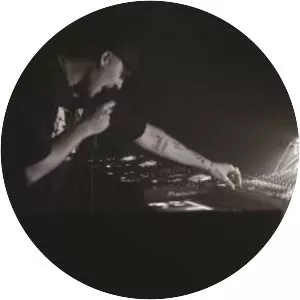 Peryl - Musical artist