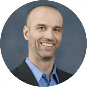 Peter Ciavaglia - Ice hockey player