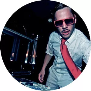 Peter Digital Orchestra - Musical artist