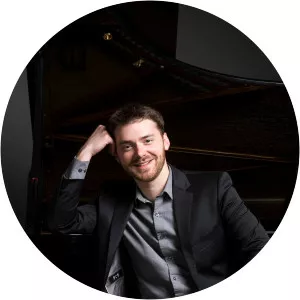 Peter Dugan - Pianist