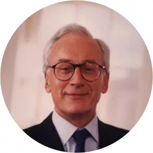 Peter Gummer, Baron Chadlington