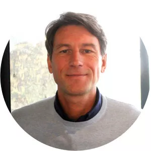 Peter Gunda - Football player