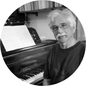 Péter Nógrádi Musician