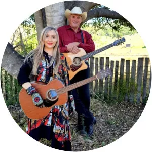 michelle walker peter salata - Singer