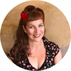 Petra Lewi - Musical artist