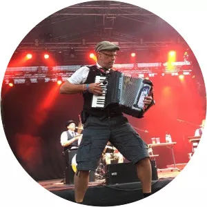 Petteri Kukkonen Musician