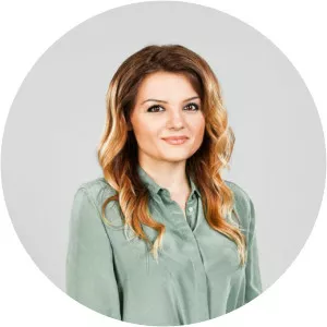 Petya Dikova - Journalist ‧ Anya Pencheva's daughter