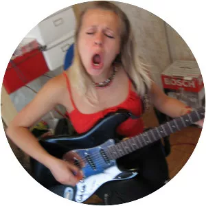 Pevitsa Poreva - Musical artist