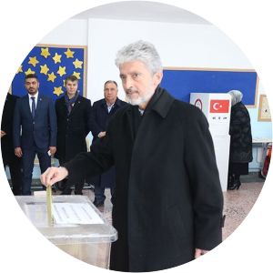 Peykan Tuna photograph